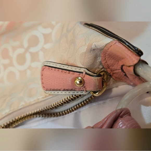 Coach 2010 Kristin Hobo Shoulder Bag- Ombré Pink and Cream - Picture 10 of 14